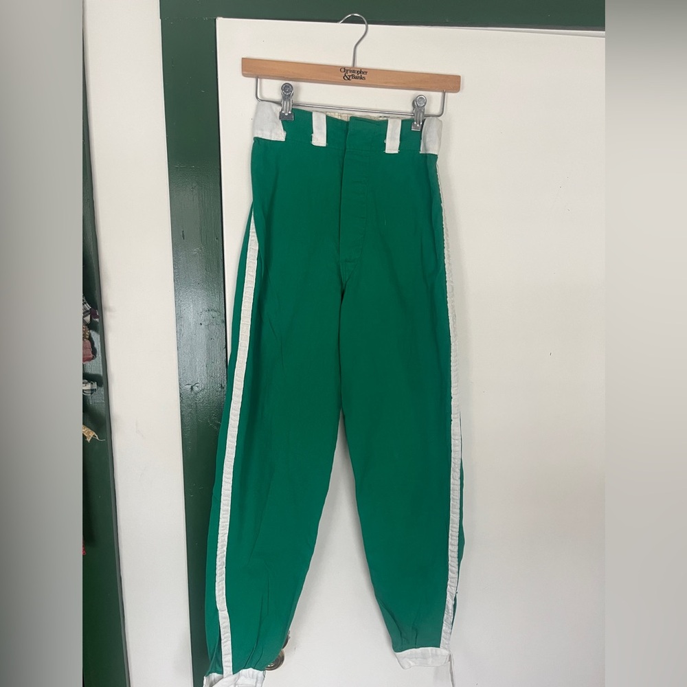 Vintage 1940s/50s Kelly green twill pants.